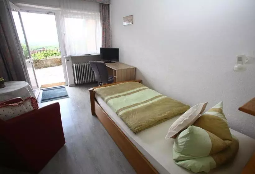 Hotelli Pension Weinberg Mit Landhaus Nizza