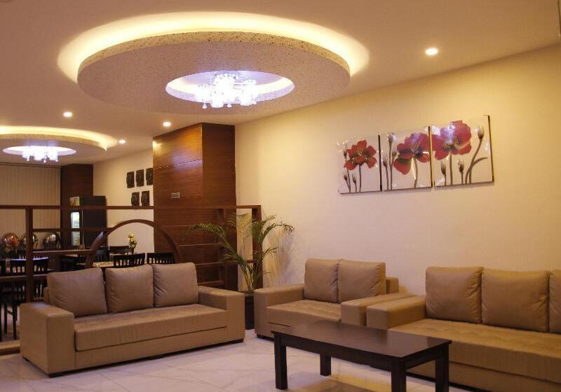 هتل Regal Airport