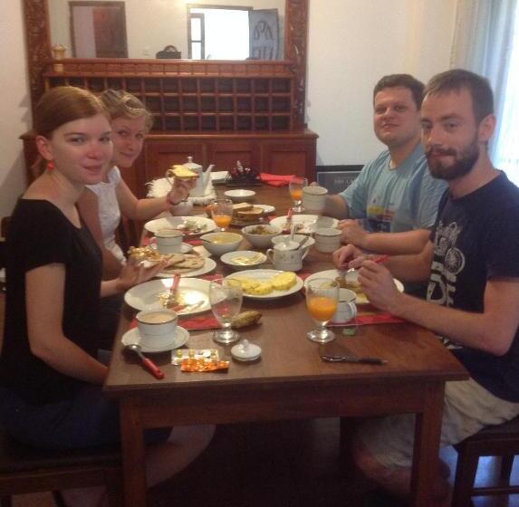 Hotel Tree Breeze Inn