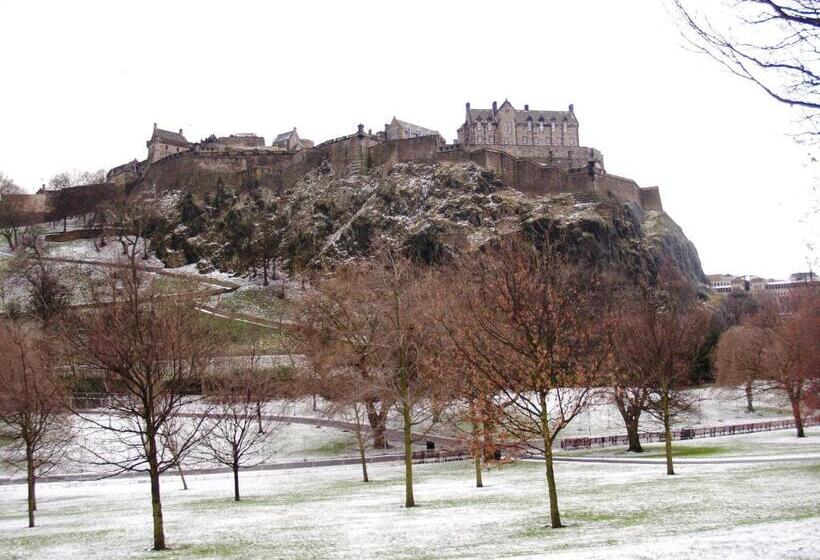 Niddry Street Apartments Edinburgh