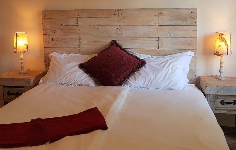 Majatalo Hunneyball House