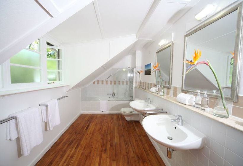 Majatalo Hunneyball House