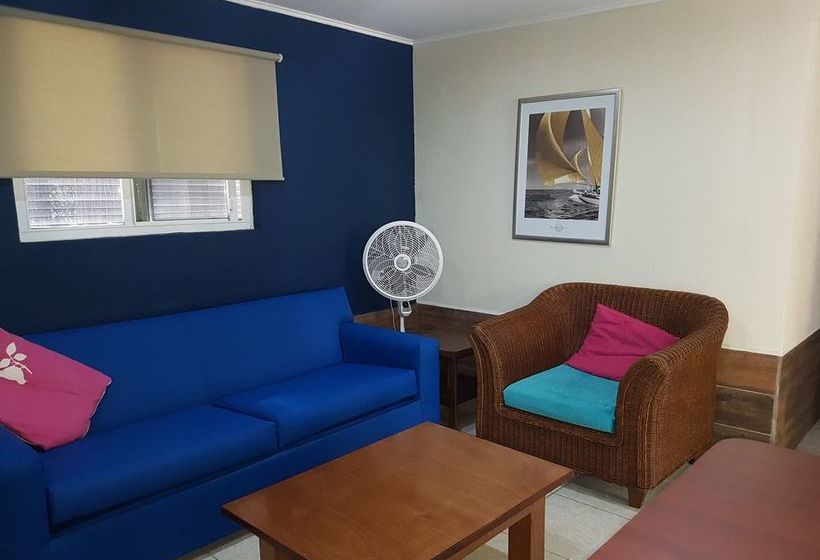 White Beach Apartments Palm Beach