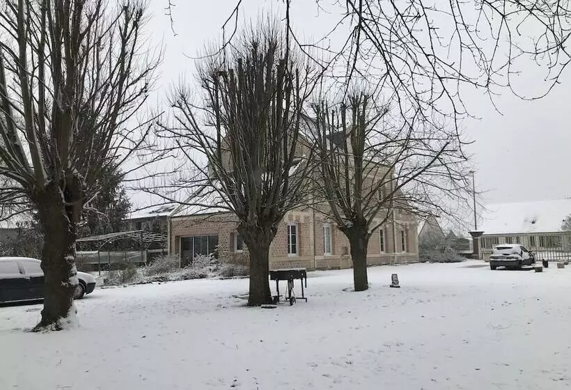 Aamiaismajoitus (B&B) Les 3 Tilleuls