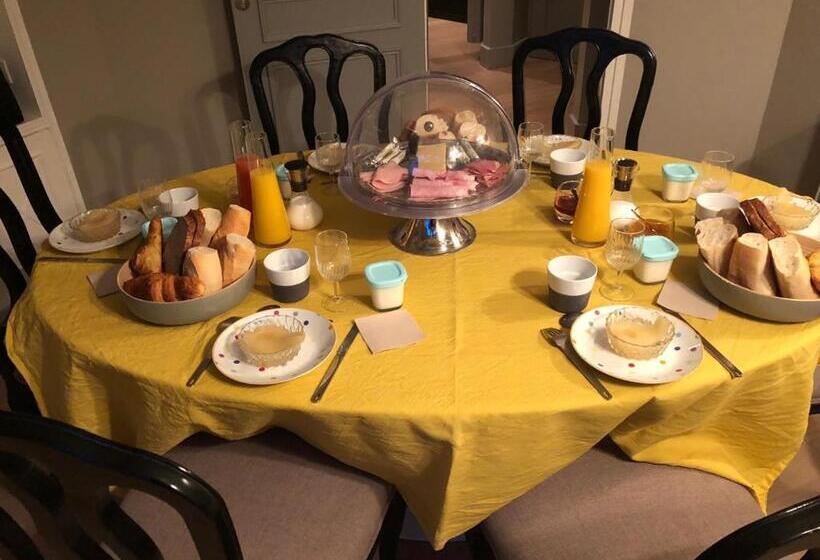 تختخواب و صبحانه So Touquet