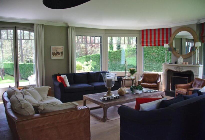 تختخواب و صبحانه So Touquet