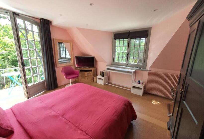 تختخواب و صبحانه So Touquet