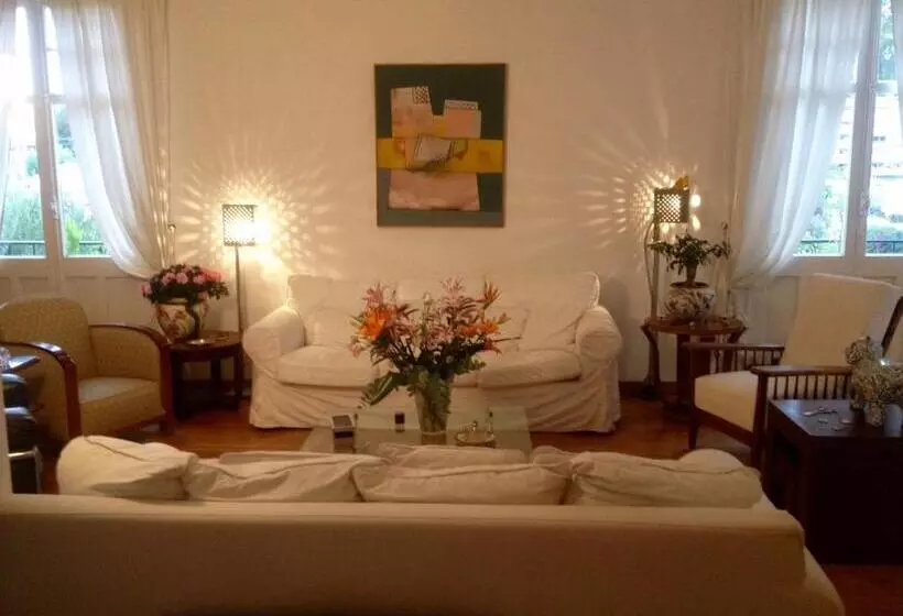 تختخواب و صبحانه Villa Prétorina