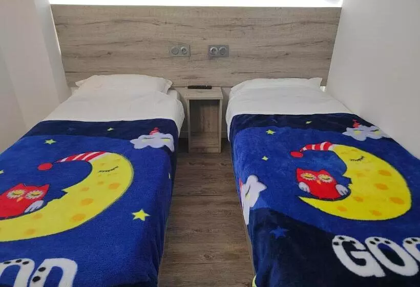 Hotel Alpha