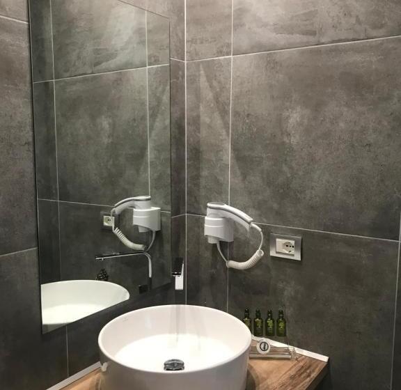 هتل Golden View Residence