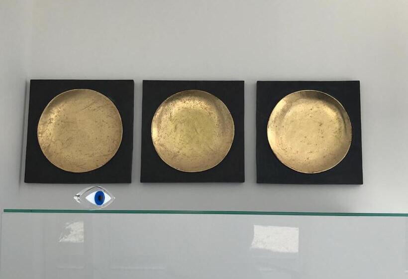 هتل Golden View Residence