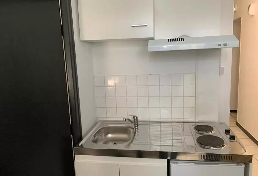 ホテル Hôtel Le Cosy