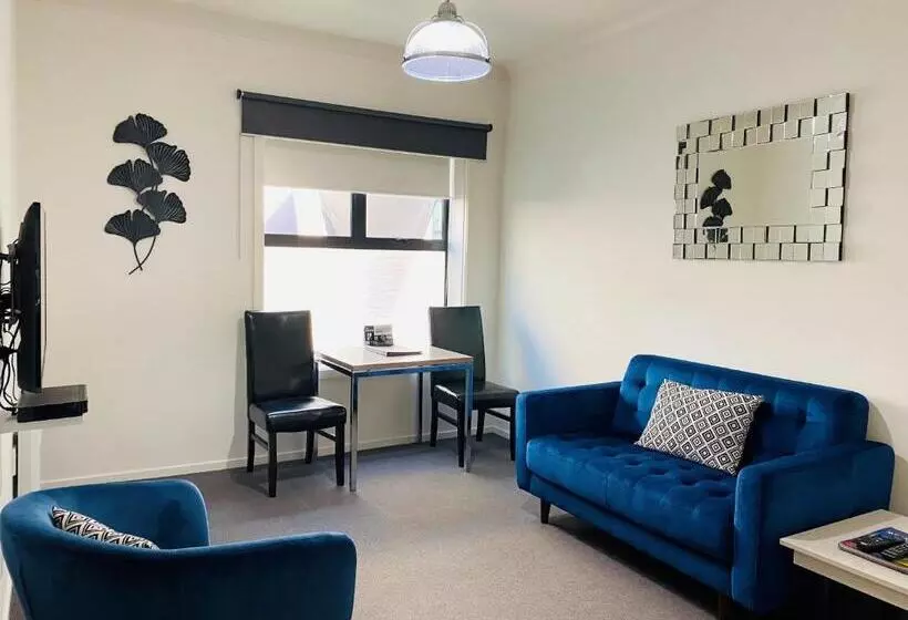 315 Euro Motel And Serviced Apartments