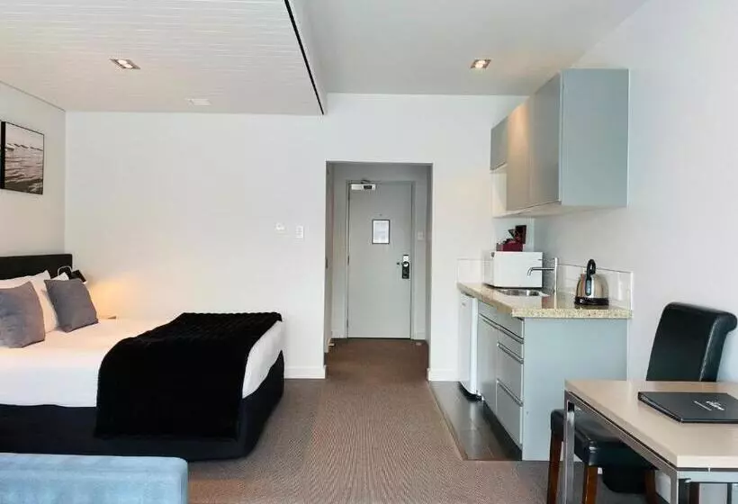 315 Euro Motel And Serviced Apartments