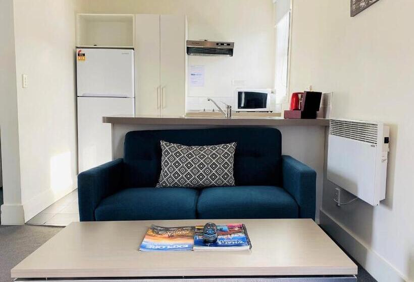 315 Euro Motel And Serviced Apartments