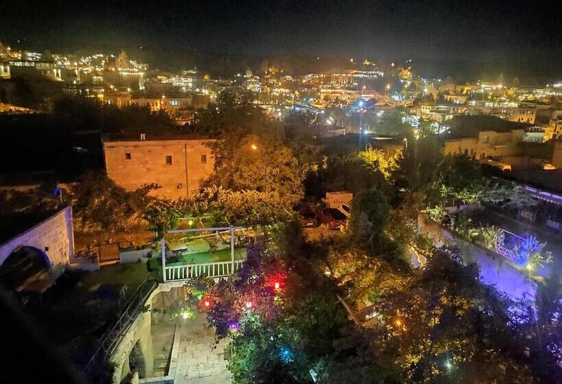 هاستل Unicorn Cave