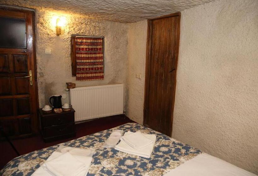 هاستل Unicorn Cave