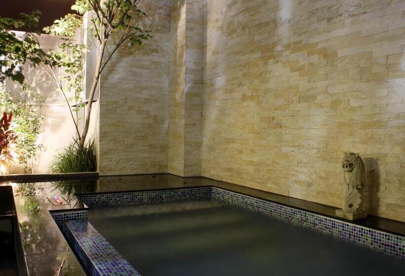 Allur Boutique Motelyilan Branch