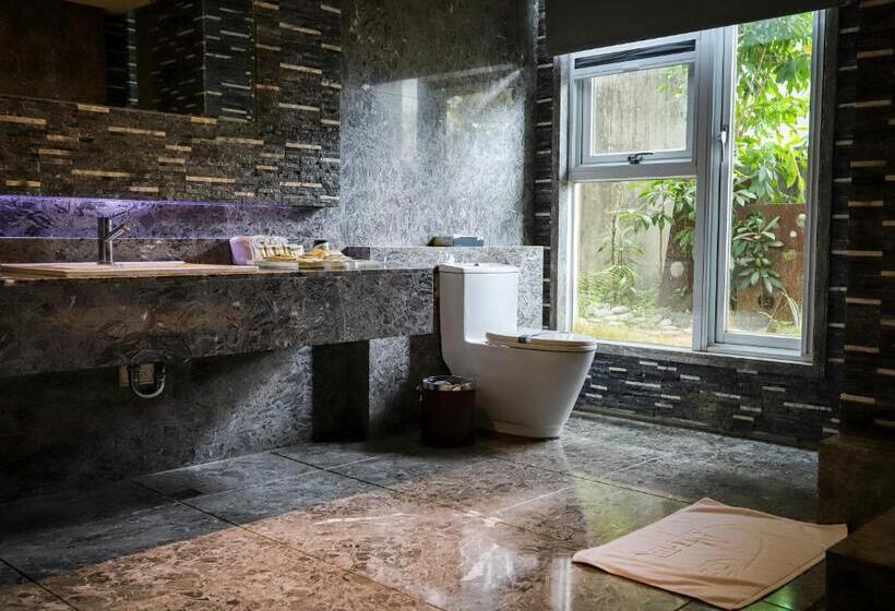 Allur Boutique Motelyilan Branch