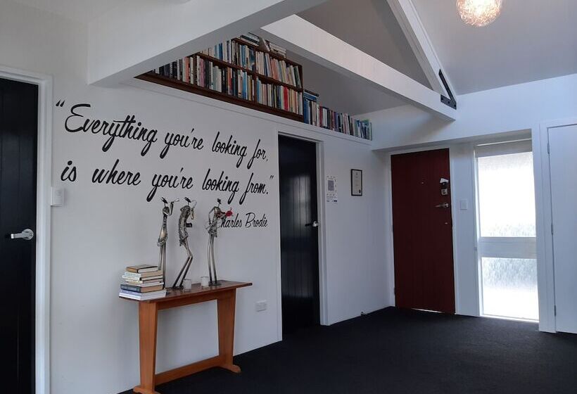 민박 A Bit Of New York In Whanganui Home Stay