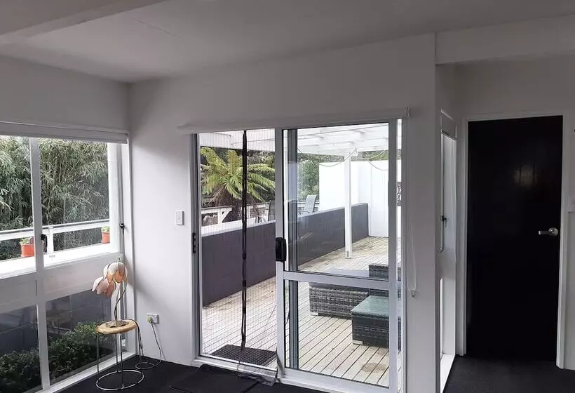 تختخواب و صبحانه A Bit Of New York In Whanganui Home Stay