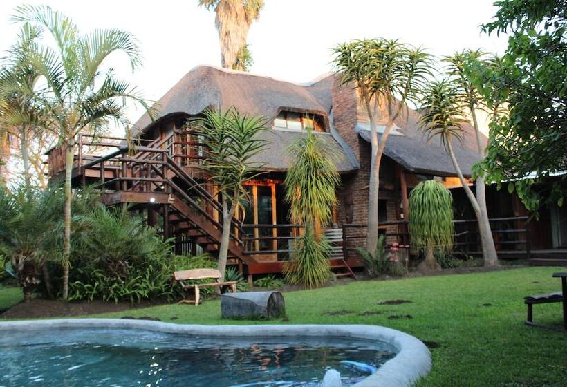 مبيت وإفطار Tidewaters River Lodge