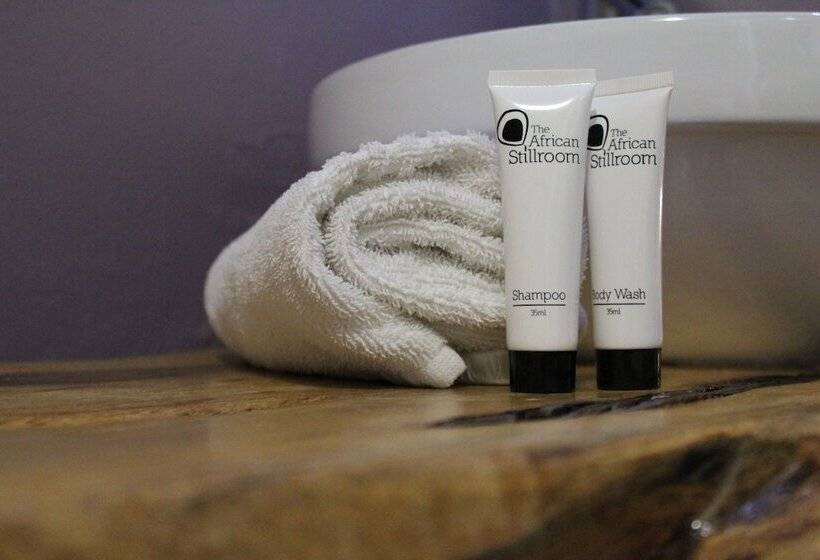 مبيت وإفطار Tidewaters River Lodge