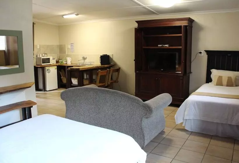 تختخواب و صبحانه Tidewaters River Lodge