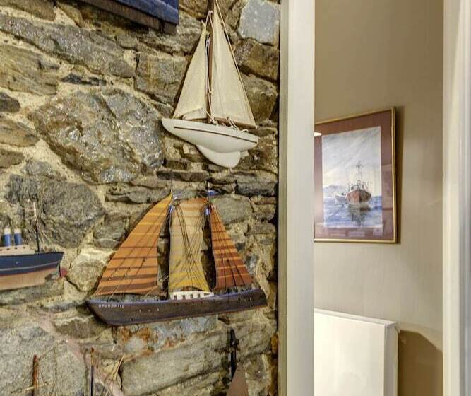 هتل Arhontiko Ermoupolis