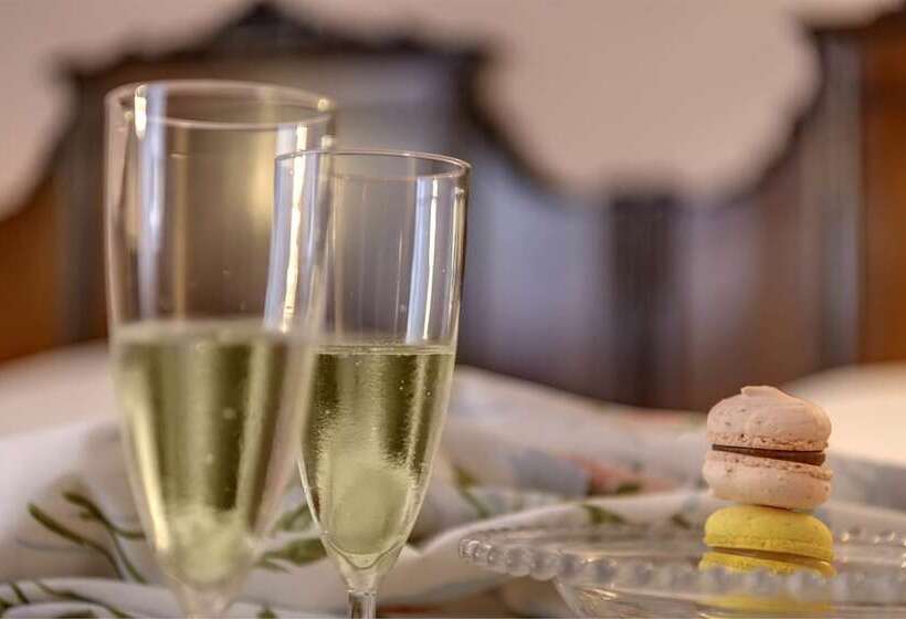 هتل Arhontiko Ermoupolis