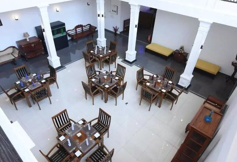 Hotel Blue Spring