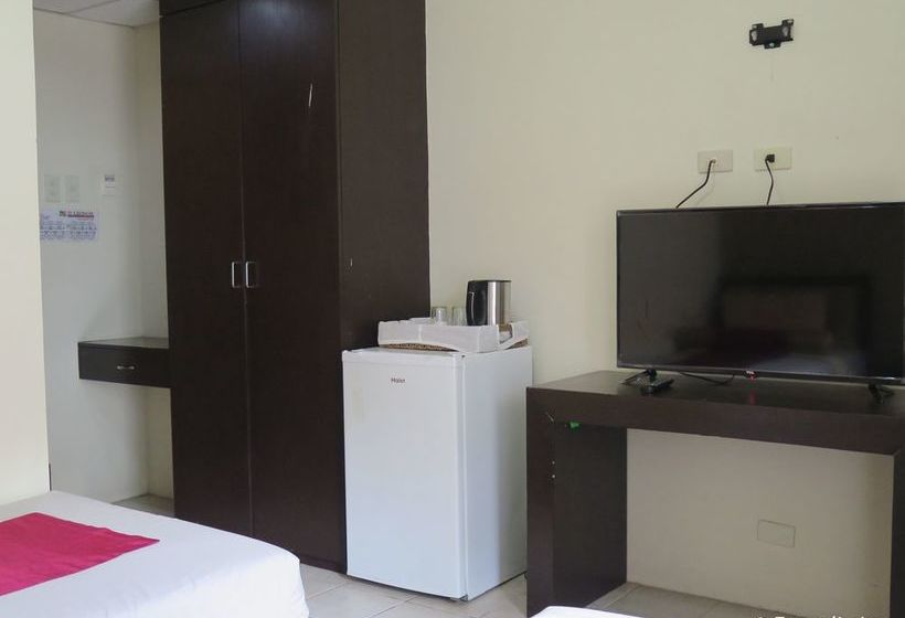 Отель D Leonor Inland Resort And Adventure Park