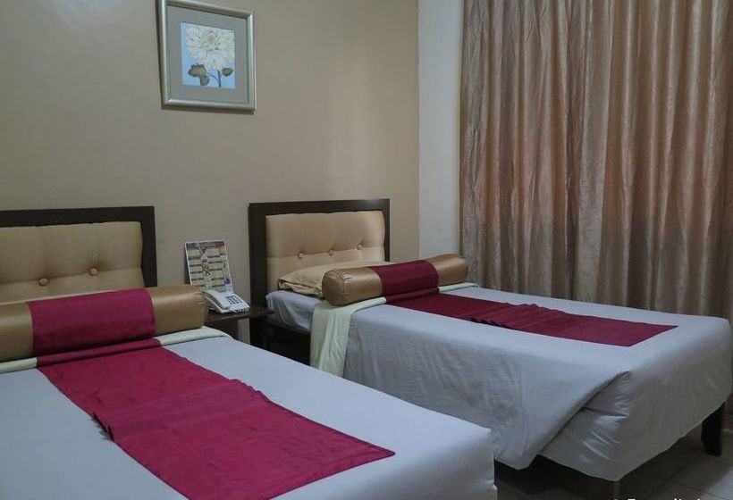 Отель D Leonor Inland Resort And Adventure Park