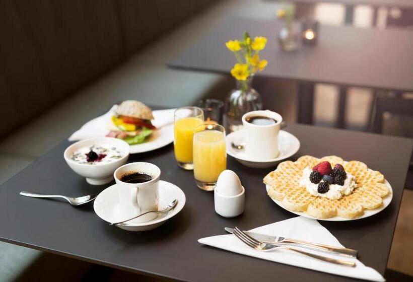 Elite Hotel Academia