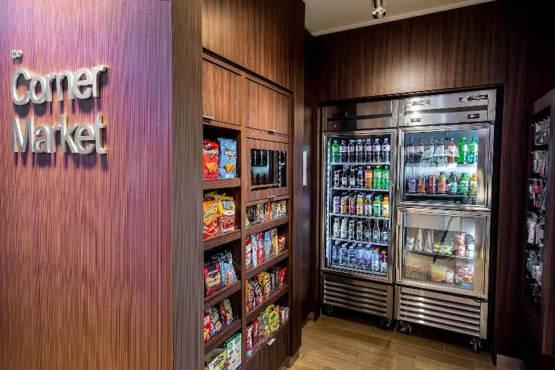 ホテル Fairfield Inn & Suites By Marriott Florence I 20