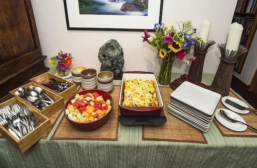 هتل Harmony Ridge Lodge