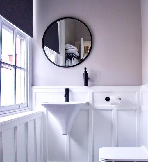 Отель J.d.young