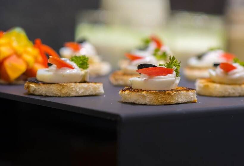 Red Fox By Lemon Tree Hotels, Tiruchirappalli Trichy