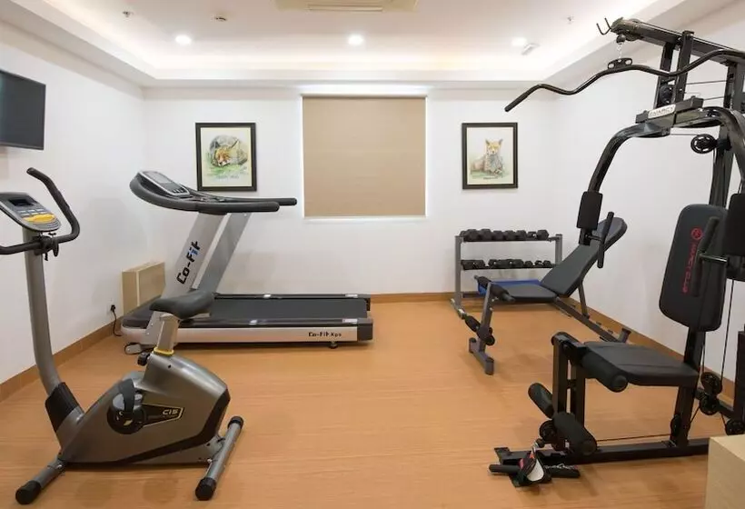 Red Fox By Lemon Tree Hotels, Tiruchirappalli Trichy