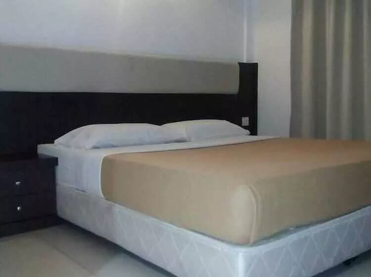 Hotelli Scout Inn