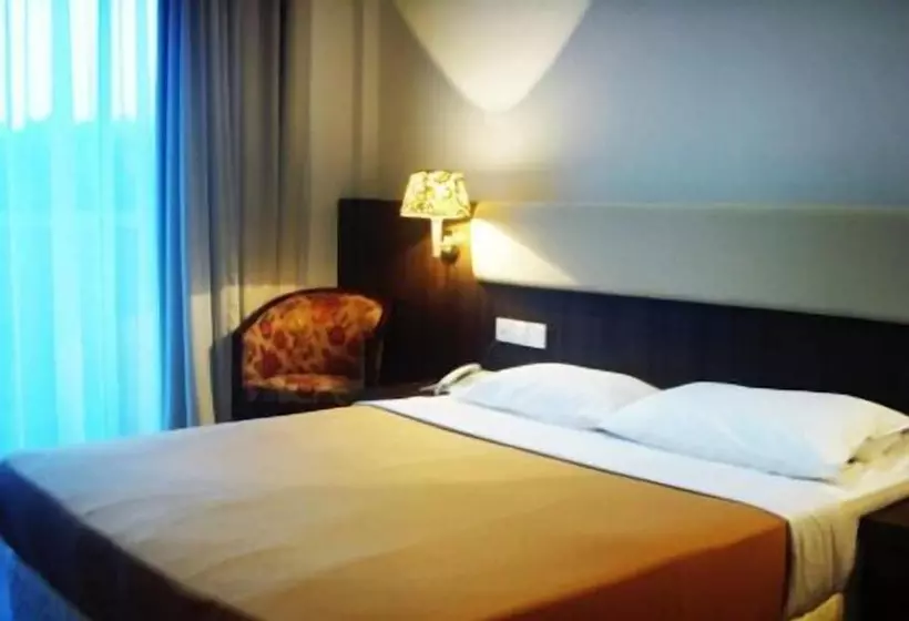Hotelli Scout Inn