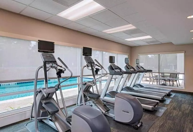 Hotelli Towneplace Suites By Marriott Lakeland