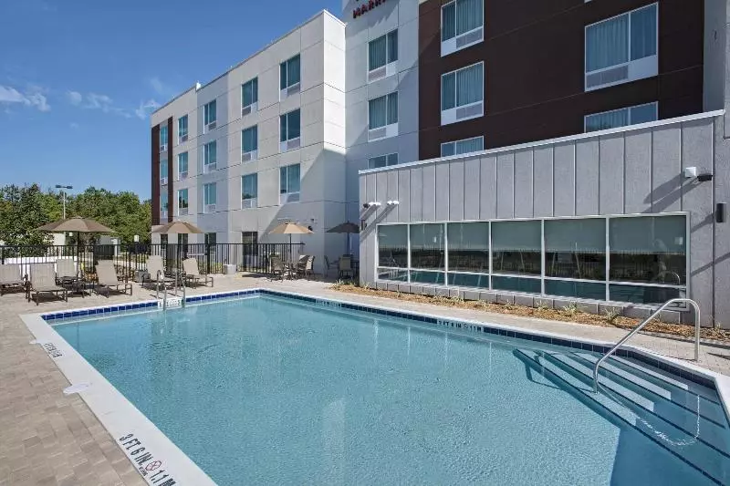 Hotelli Towneplace Suites By Marriott Lakeland