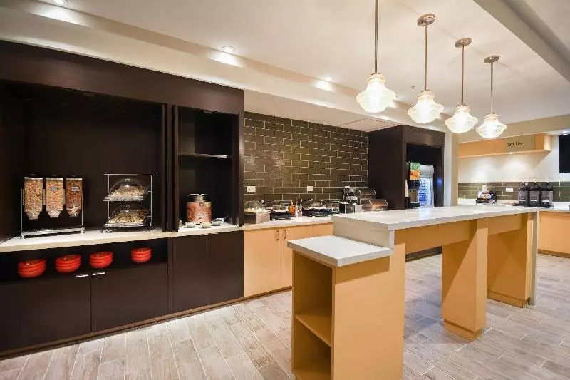 Hotelli Towneplace Suites By Marriott Slidell