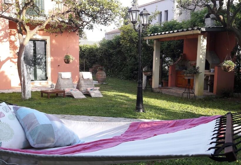 Kaloudis Studios & Apartments