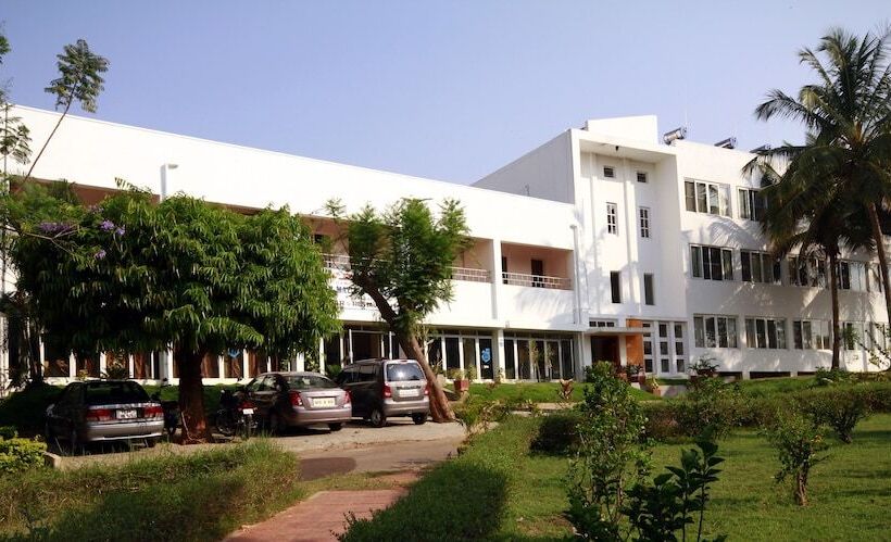 Kstdc Hotel Mayura Kauvery Krs