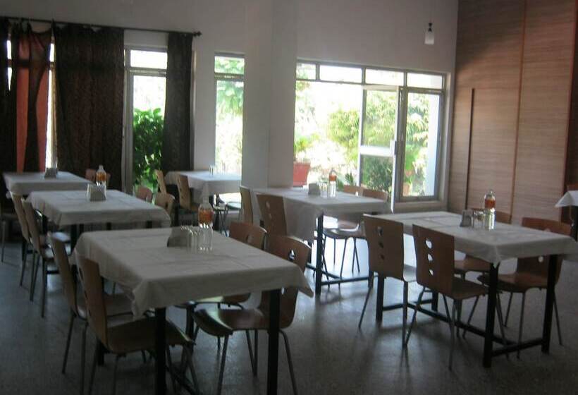 Kstdc Hotel Mayura Kauvery Krs