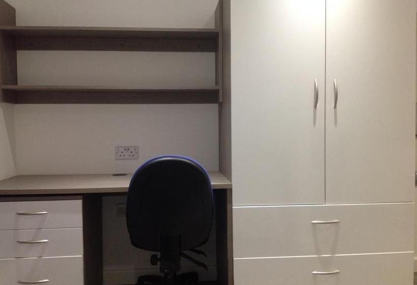 Peace Apartments  Hatbox