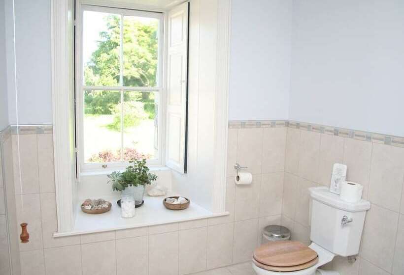 بنسيون Glynhir Mansion