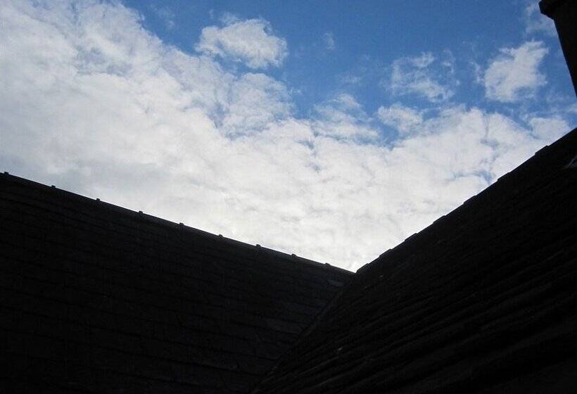 بنسيون Glynhir Mansion